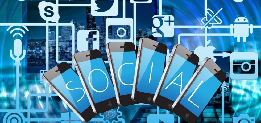 social, social media, communication-3064515.jpg